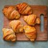 Croissant dengan susu kental dari puff pastry Cara membuat croissant dengan susu kental